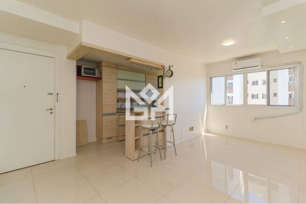 Apartamento com 2 quartos à venda, 55m² - Passo Da Areia - Porto Alegre: 