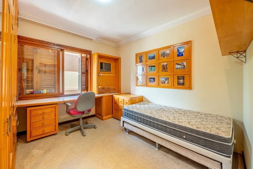 Apartamento com 3 quartos para aluguel, 200m² - Petrópolis - Porto Alegre: 