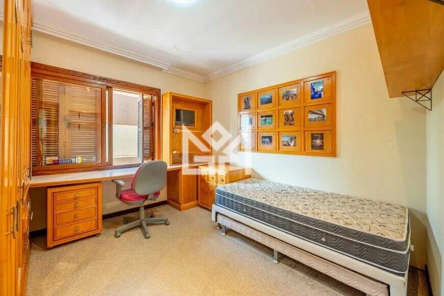 Apartamento com 3 quartos à venda, 200m² - Petrópolis - Porto Alegre: 