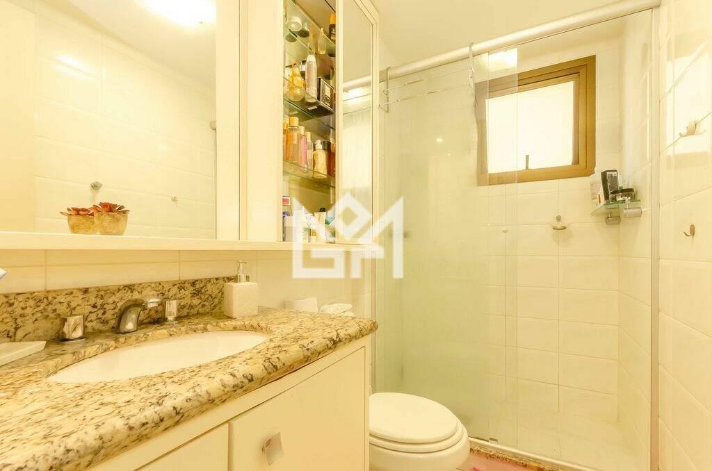 Apartamento com 3 quartos à venda, 82m² - Passo Da Areia - Porto Alegre: 