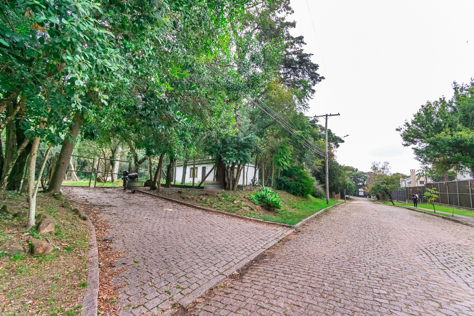 Área com para aluguel, 0m² - Pedra Redonda - Porto Alegre: 