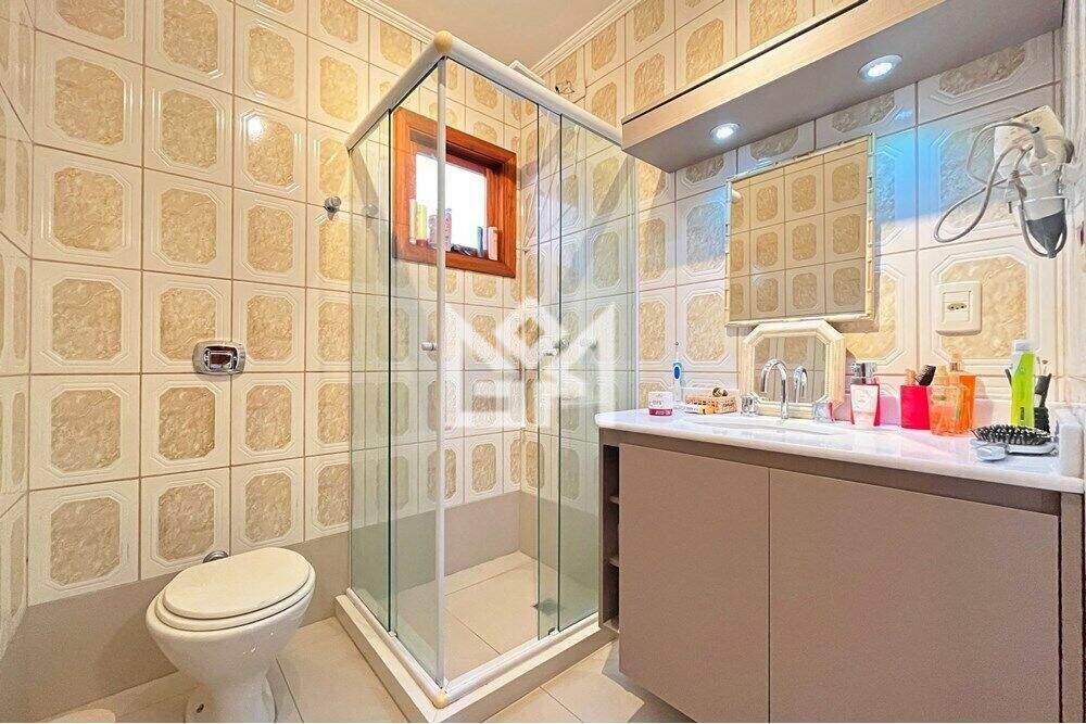 Casa com 3 quartos à venda, 215m² - Espírito Santo - Porto Alegre: 