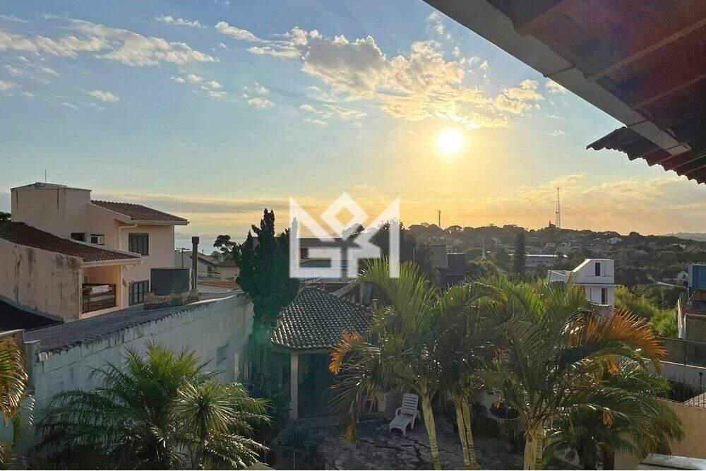 Casa com 3 quartos à venda, 215m² - Espírito Santo - Porto Alegre: 