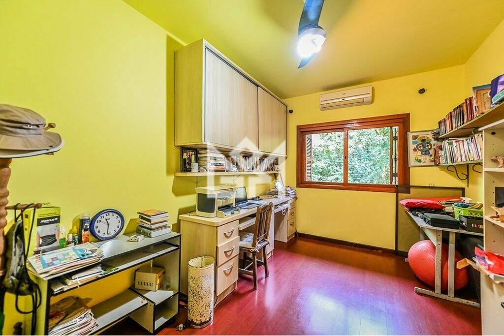 Casa com 4 quartos à venda, 562m² - Cascata - Porto Alegre: 