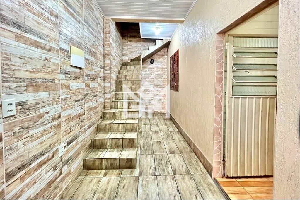 Casa com 5 quartos à venda, 240m² - São José - Canoas: 