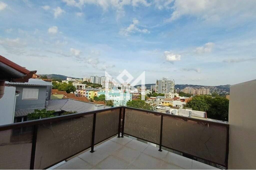 Casa com 3 quartos à venda, 318m² - Jardim do Salso - Porto Alegre: 