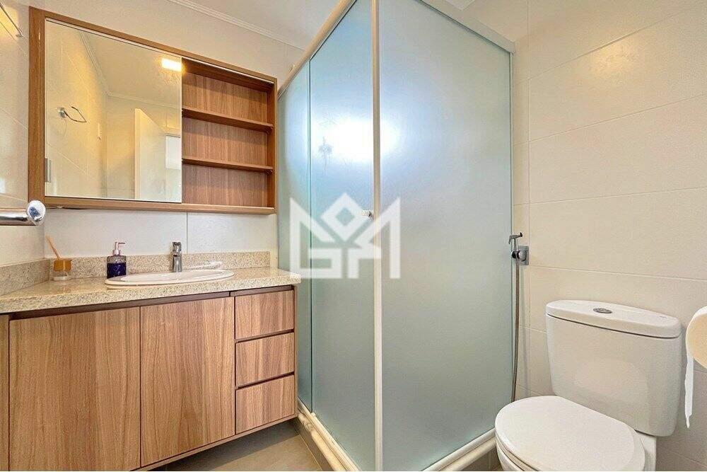 Casa com 3 quartos à venda, 200m² - Vila Nova - Porto Alegre: 