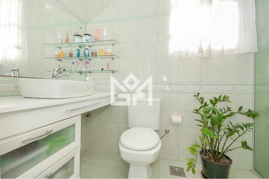 Casa com 3 quartos à venda, 300m² - Jardim Itu Sabará - Porto Alegre: 