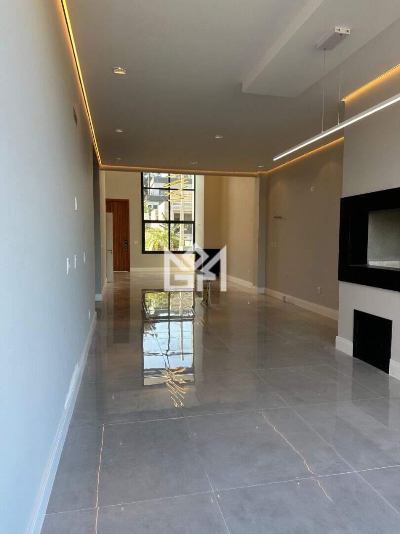 Casa com 3 quartos à venda, 155m² - Centro - Gravataí: 