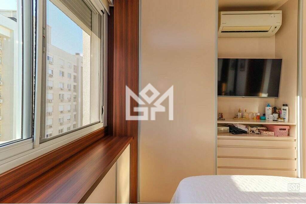 Apartamento com 2 quartos à venda, 74m² - Passo Da Areia - Porto Alegre: 