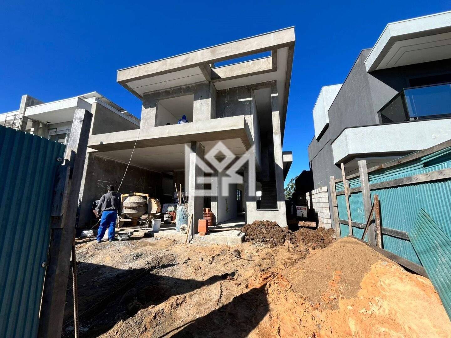 Casa com 3 quartos à venda, 235m² - Centro - Gravataí: 