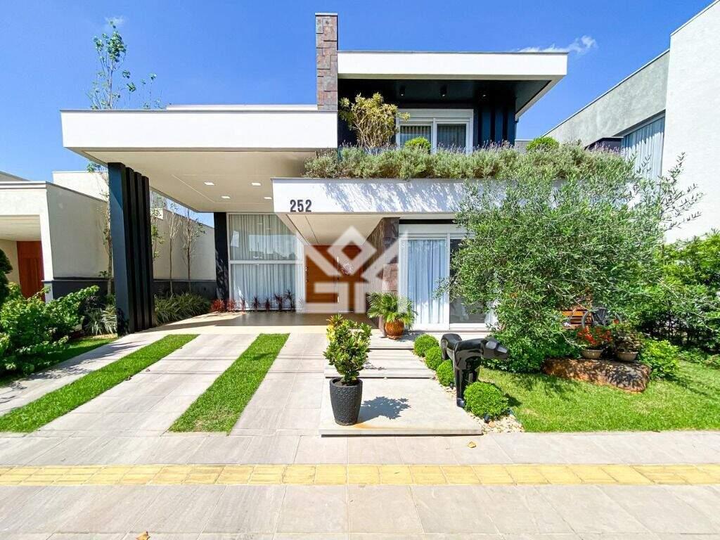 Casa com 3 quartos à venda, 247m² - Centro - Gravataí: 