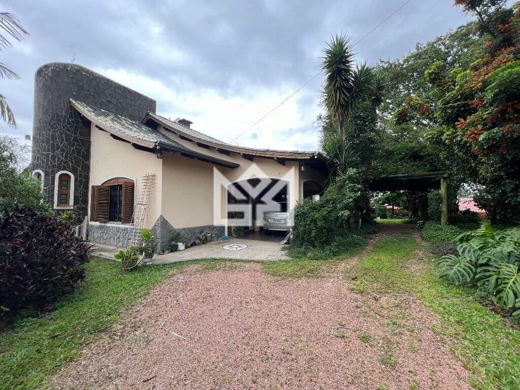 Casa com 3 quartos à venda, 360m² - Monte Belo - Gravataí: 