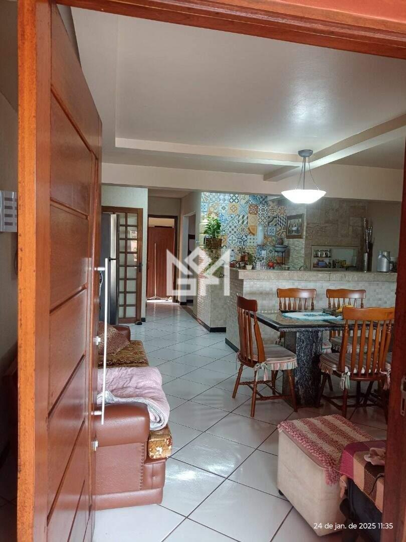 Casa com 3 quartos à venda, 180m² - Nova Tramandaí - Tramandaí: 