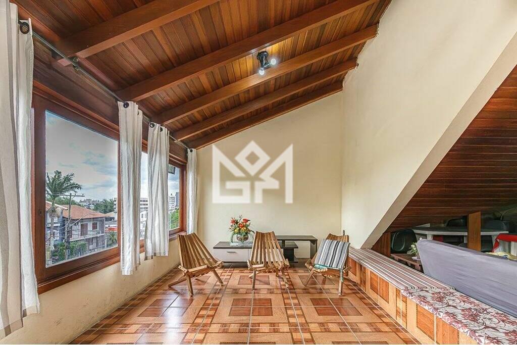 Casa com 5 quartos à venda, 330m² - Vila Ipiranga - Porto Alegre: 