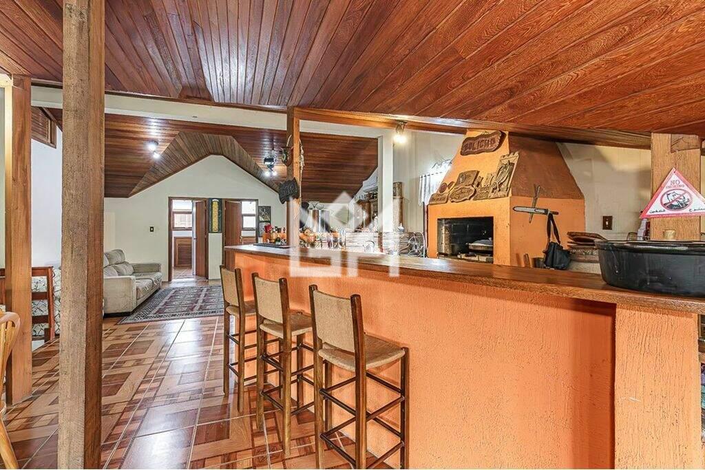 Casa com 5 quartos à venda, 330m² - Vila Ipiranga - Porto Alegre: 