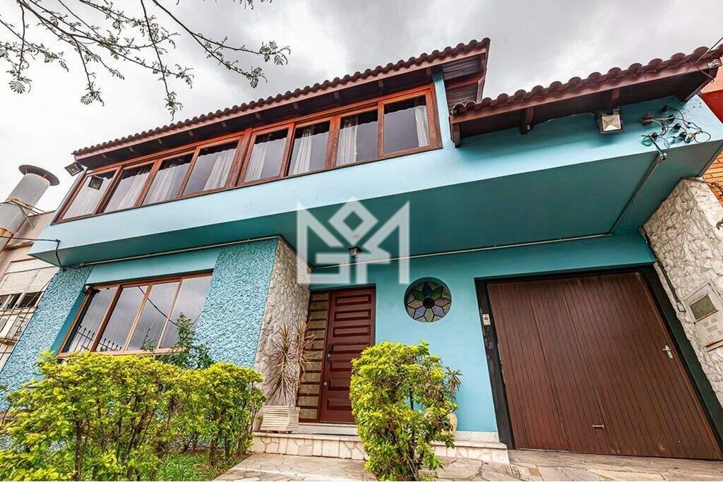 Casa com 5 quartos à venda, 330m² - Vila Ipiranga - Porto Alegre: 