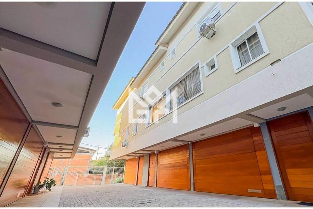 Casa com 3 quartos à venda, 158m² - Vila Ipiranga - Porto Alegre: 
