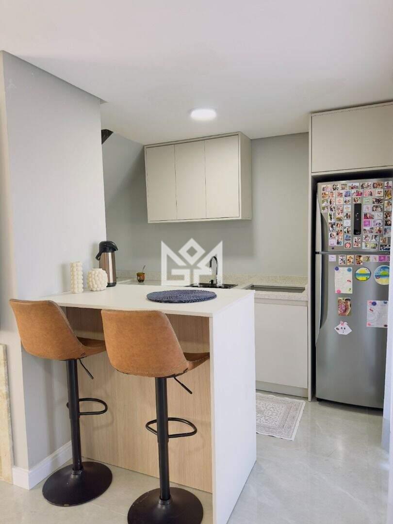 Casa com 3 quartos à venda, 99,2m² - Centro - Gravataí: 