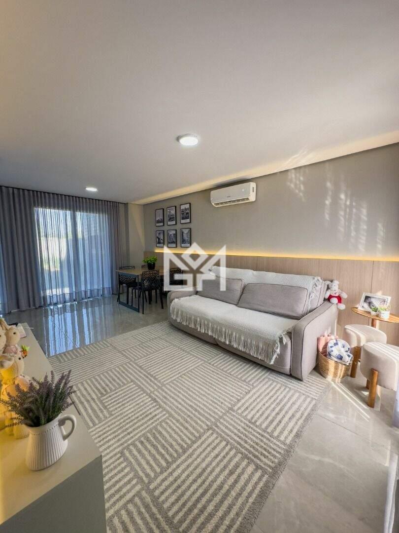 Casa com 3 quartos à venda, 99,2m² - Centro - Gravataí: 