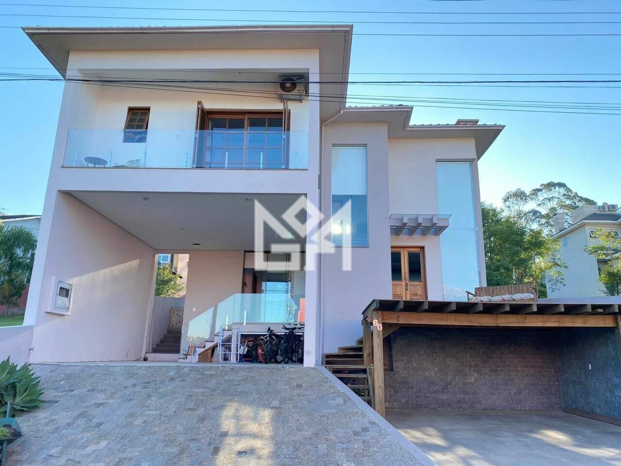Casa com 3 quartos à venda, 270m² - Jansen - Gravataí: 