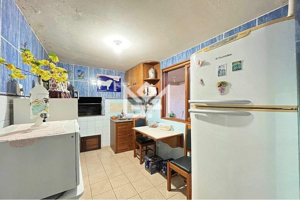 Casa com 2 quartos à venda, 263m² - Vila Nova - Porto Alegre: 