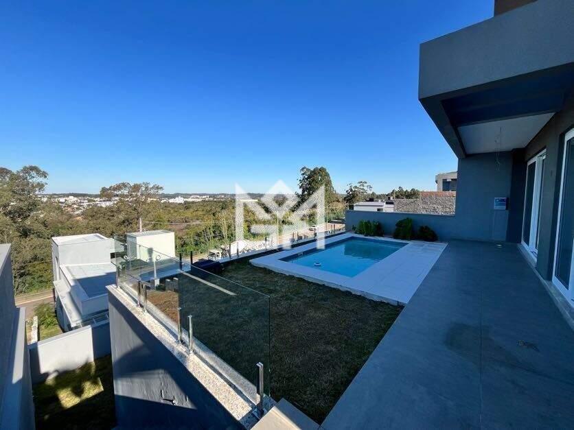 Casa com 3 quartos à venda, 220m² - Centro - Gravataí: 