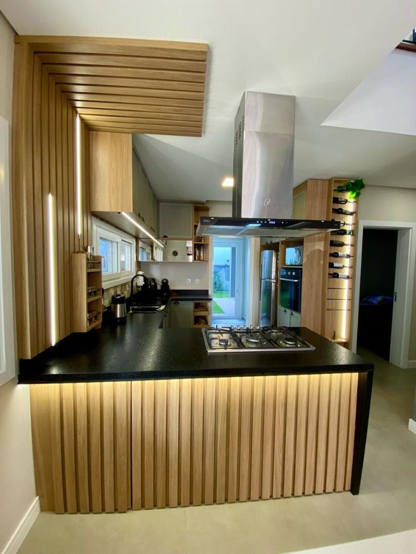 Casa com 4 quartos para aluguel, 211,3m² - Centro - Gravataí: 