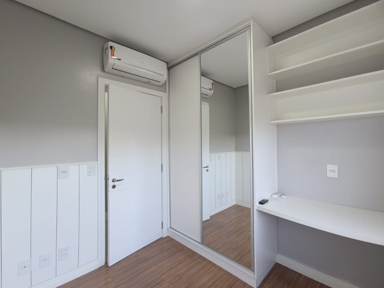 Casa com 3 quartos para aluguel, 130m² - Terras Alpha - Gravataí: 