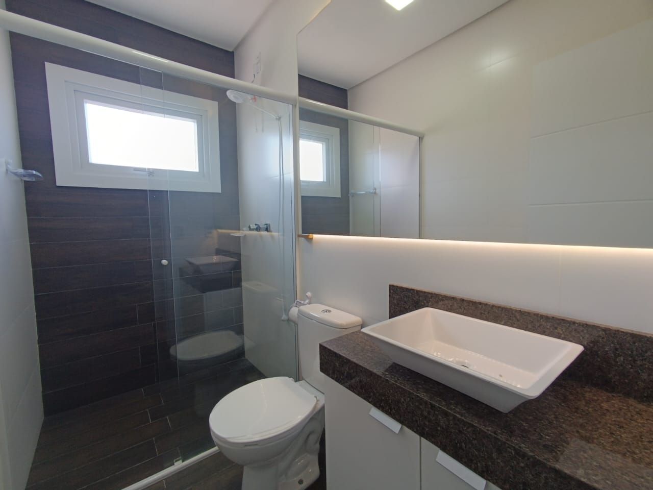 Casa com 3 quartos para aluguel, 130m² - Terras Alpha - Gravataí: 