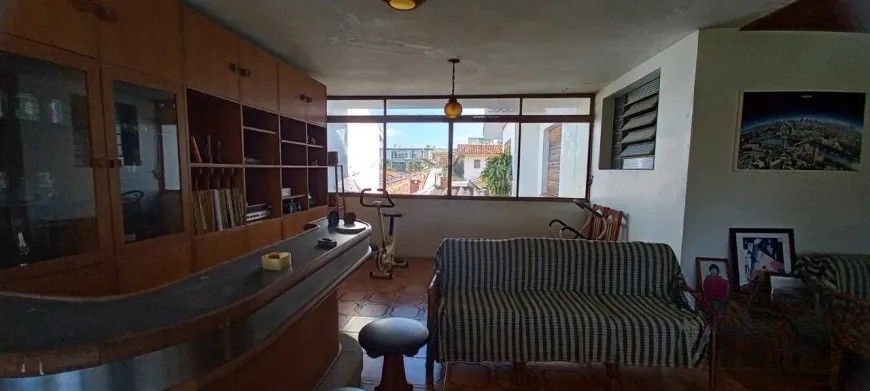 Casa com 3 quartos para aluguel, 600m² - Jardim Lindóia - Porto Alegre: 