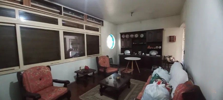 Casa com 3 quartos para aluguel, 600m² - Jardim Lindóia - Porto Alegre: 