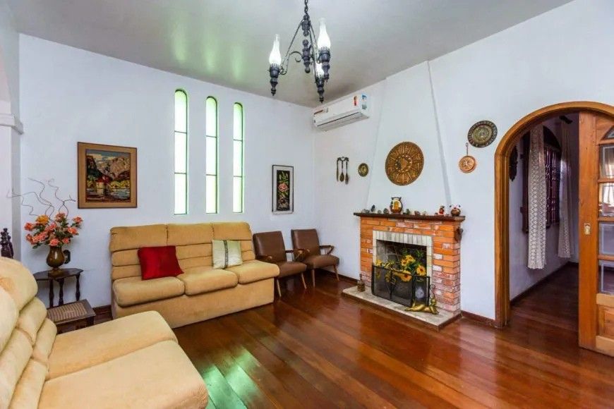 Casa com 6 quartos para aluguel, 406m² - Chácara das Pedras - Porto Alegre: 