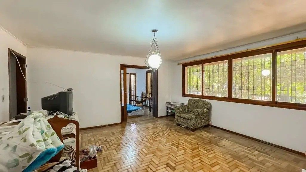 Casa com 4 quartos para aluguel, 340m² - Vila Ipiranga - Porto Alegre: 