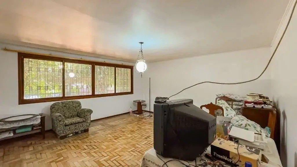 Casa com 4 quartos para aluguel, 340m² - Vila Ipiranga - Porto Alegre: 