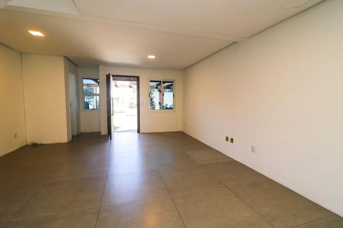 Casa com 3 quartos para aluguel, 175m² - Hípica - Porto Alegre: 