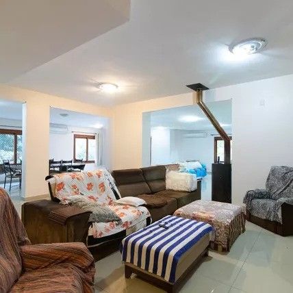 Casa com 3 quartos para aluguel, 600m² - Cavalhada - Porto Alegre: 