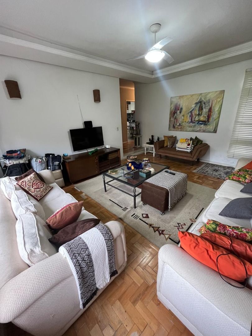 Casa com 5 quartos para aluguel, 295m² - Hípica - Porto Alegre: 