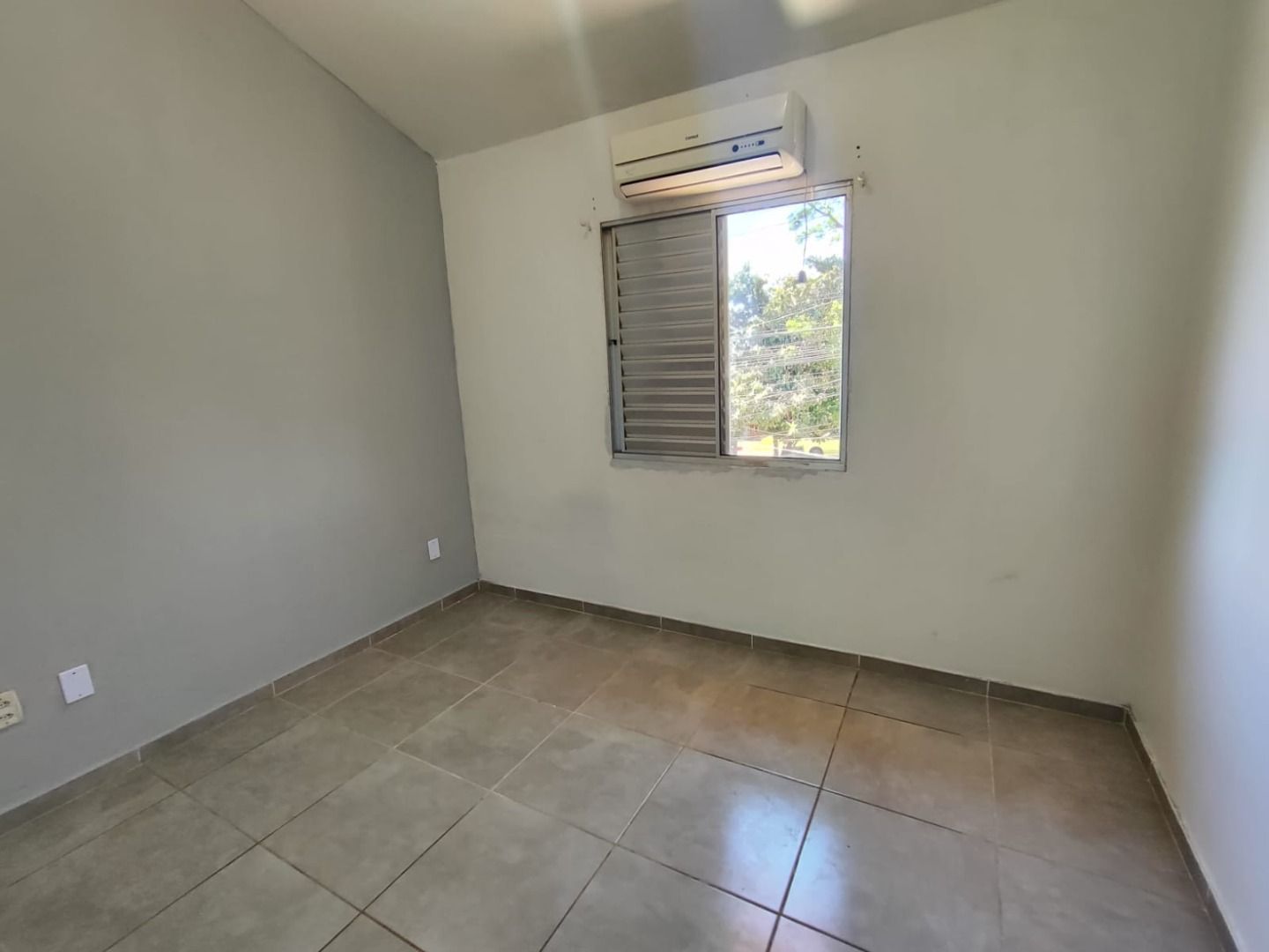 Casa com 2 quartos para aluguel, 57m² - Santa Cruz - Gravataí: 