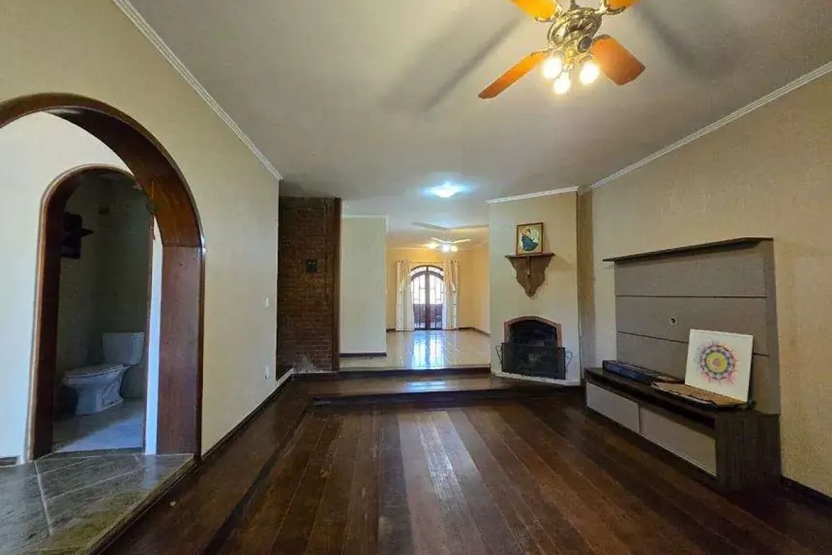 Casa com 5 quartos para aluguel, 280m² - Ipanema - Porto Alegre: 