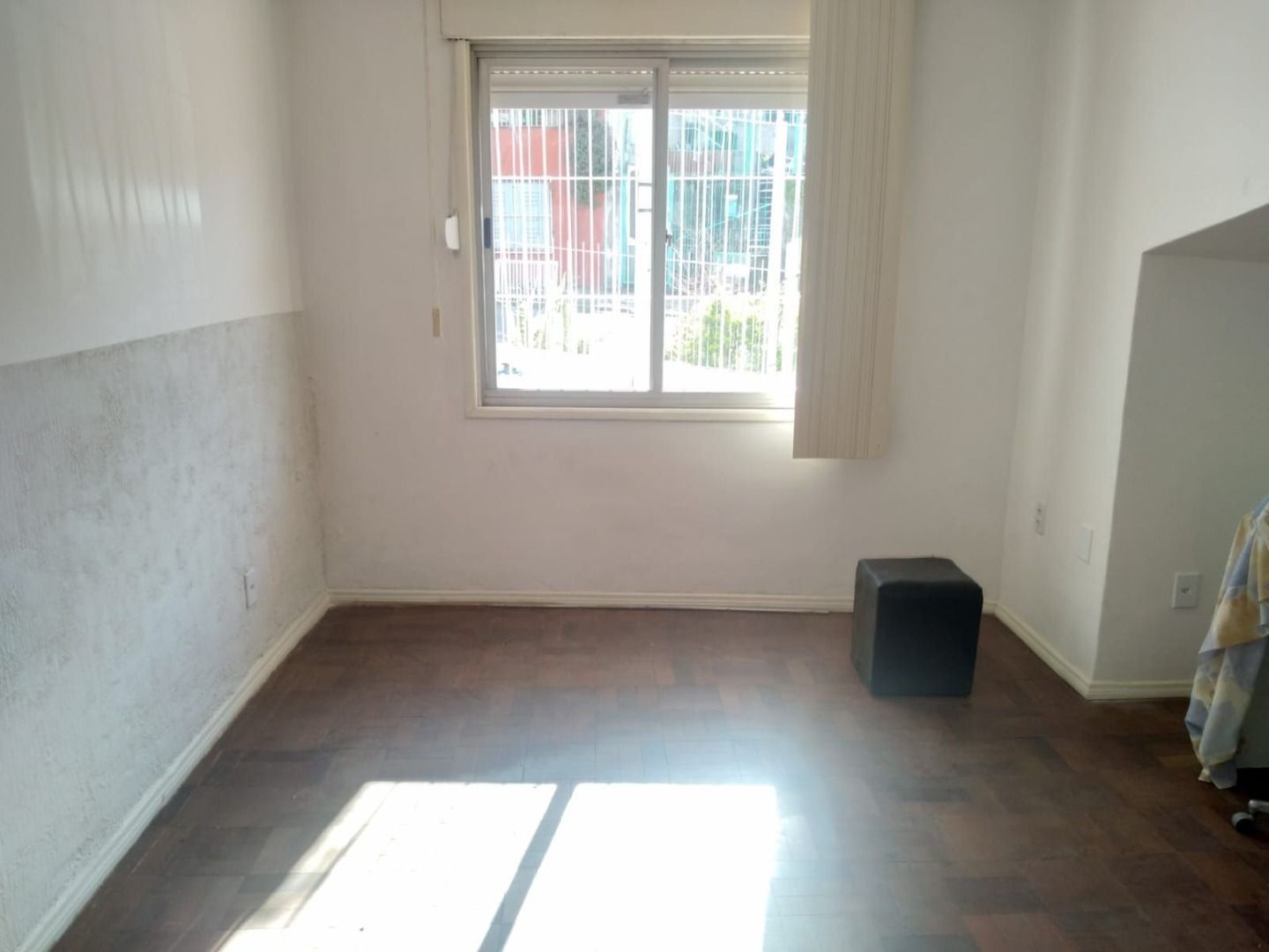 Casa com 3 quartos para aluguel, 249m² - Teresópolis - Porto Alegre: 