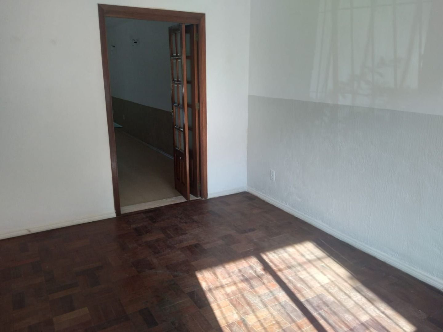 Casa com 3 quartos para aluguel, 249m² - Teresópolis - Porto Alegre: 