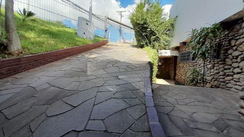 Casa com 4 quartos para aluguel, 580m² - Menino Deus - Porto Alegre: 