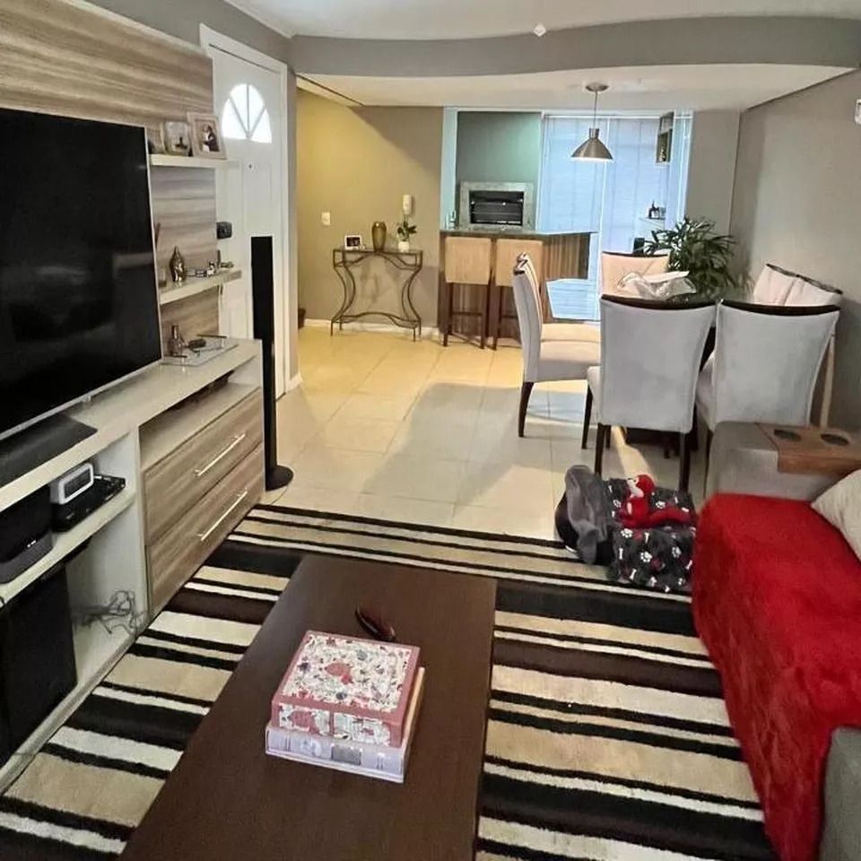 Casa com 4 quartos para aluguel, 177m² - Jardim Itu Sabará - Porto Alegre: 