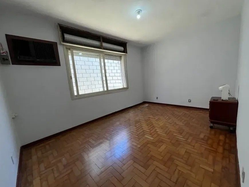 Casa com 3 quartos para aluguel, 250m² - Boa Vista - Porto Alegre: 