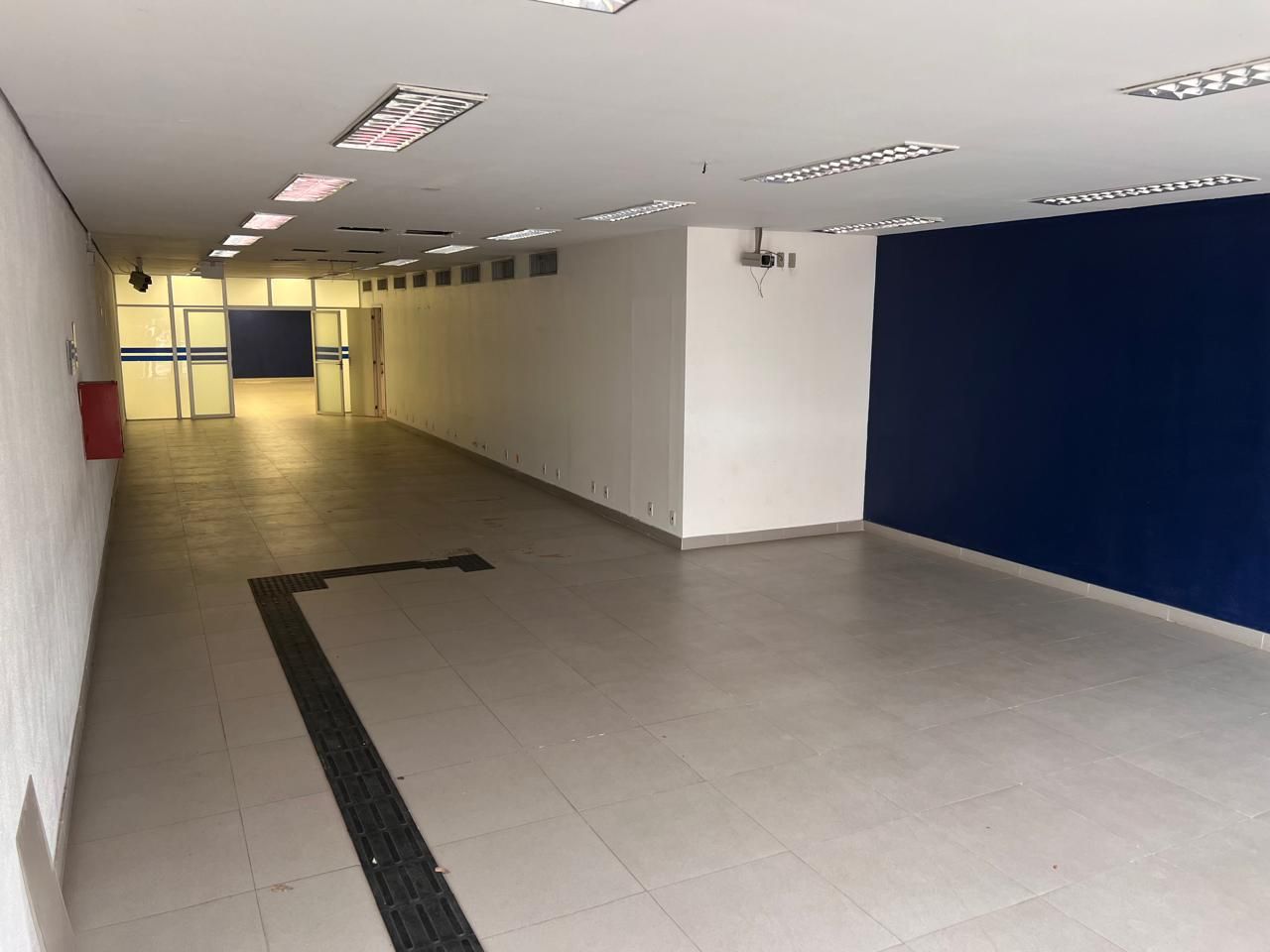 Loja com para aluguel, 304m² - Centro - Gravataí: 