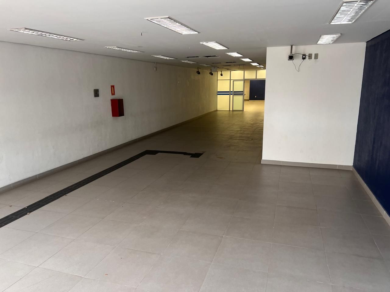 Loja com para aluguel, 304m² - Centro - Gravataí: 
