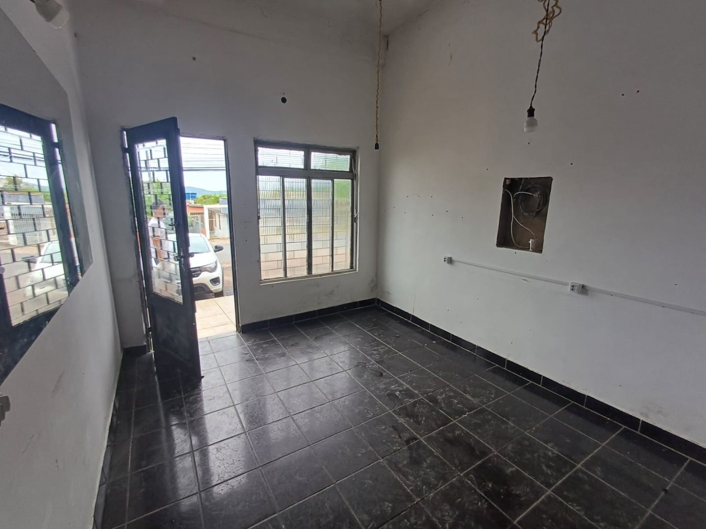 Loja com para aluguel, 40m² - Cascata - Porto Alegre: 