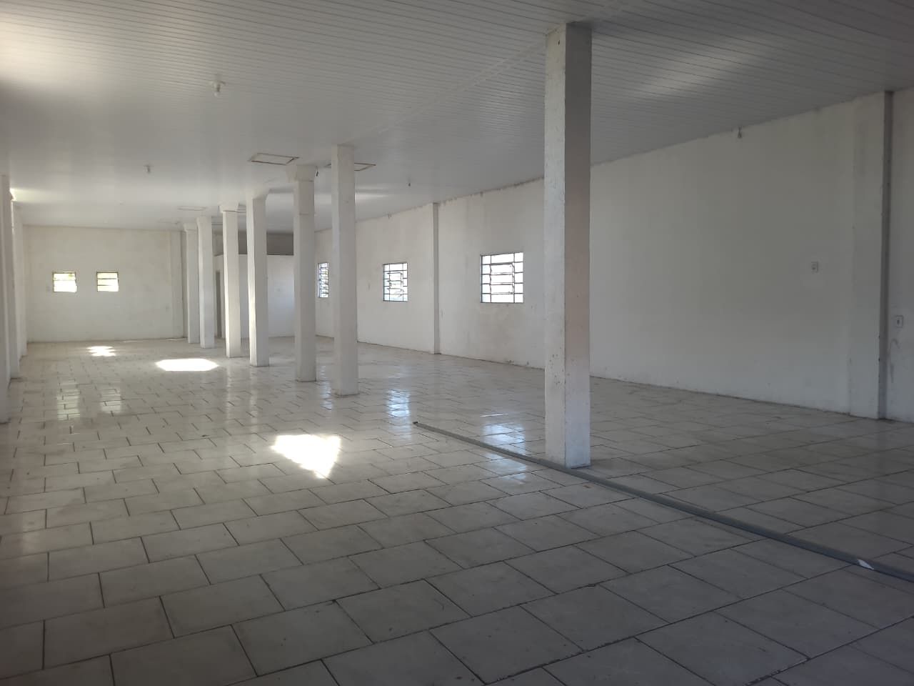 Loja com para aluguel, 220m² - COHAB A - Gravataí: 