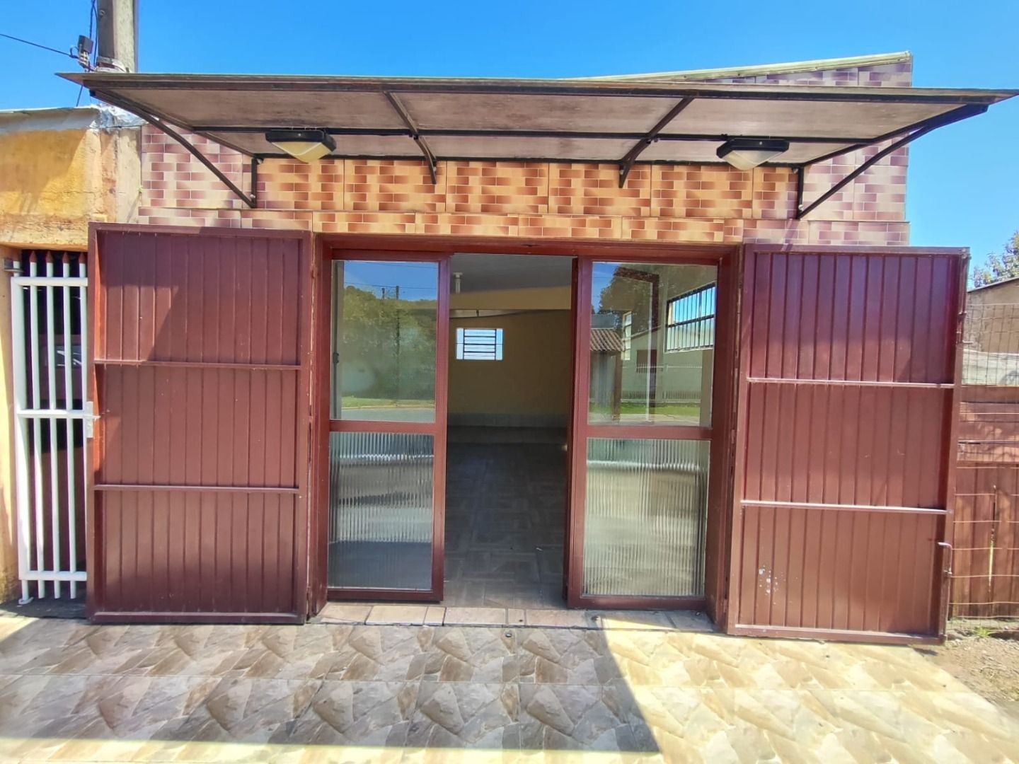 Loja com para aluguel, 36m² - São Luiz - Gravataí: 